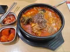 -大同江朝鲜菜•长春地标美食(绿园吾悦广场店)