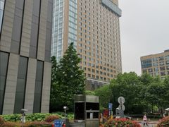 -上海漕河泾万丽酒店