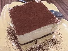 -必胜客(新中纬店)