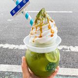 夏日不能无柠檬茶🍋！这家竟然用泡菜坛装！