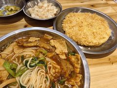 -柳州肥姨妈大骨螺蛳粉(江宁万达店)