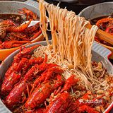 哎呦喂‼️又到了炫小龙虾的季节啦🦞