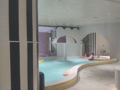 -涨巢·潮玩水疗局