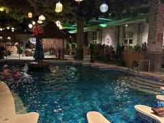 -泉城欧乐堡戏水湾艺术养生温泉