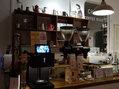 -彳亍咖啡·这里(水湾路店)