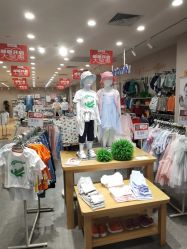 -乐友孕婴童(勒泰中心店)