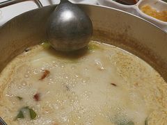 -洪氏嗨捞·猪肚鸡火锅(阳光天地店)