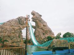 -七彩云南欢乐世界