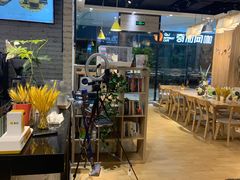 -藏猫猫咖啡主题馆(中央大道店)