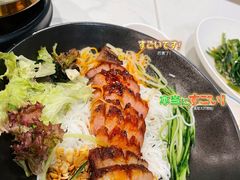 碳烤猪颈肉捞檬粉-美奈小馆·越南料理(中航城君尚购物中心店)