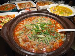 -三叔特色自贡菜(中海国际店)