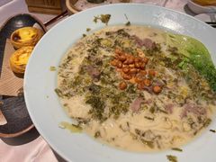 雪菜牛肉桂林米粉-明珠海港大酒店