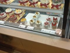 -花花卷卷·鲜食蛋糕(静安久光百货店)