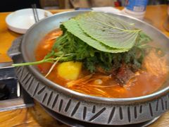 -喇喇排骨火锅·传统韩式脊骨汤(望京西园总店)