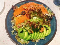 牛油果烟熏三文鱼沙拉-BE BRIGHT KITCHEN(正佳广场店)