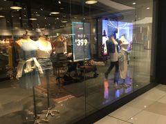 -Hollister(天环广场店)
