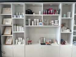 -JNK皮肤管理中心