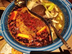 重庆红油经典鸳鸯锅-王歘歘·chuǎ火锅(五道营店)