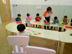 -爱威盛亲子俱乐部·纽约国际早托中心