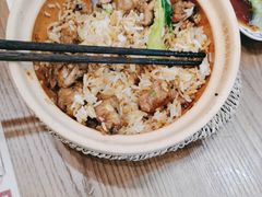 -煲仔皇腊味煲仔饭(经四万达店)