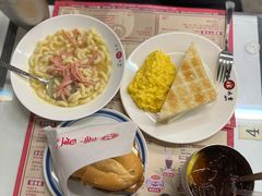 猪扒包-華人 華星冰室(氹仔 店)