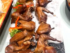 渔娘秘制熏鸽子-渔娘渔家丹东海鲜(东直门店)