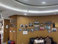 -雅悦齿科(顾村公园店)