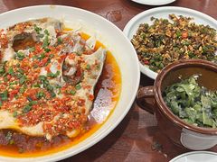 -湖南人家湘菜馆(镇江路店)