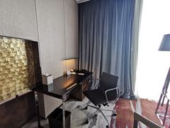 -广州天河希尔顿酒店