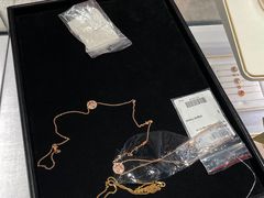 -梵克雅宝(国贸商城店)