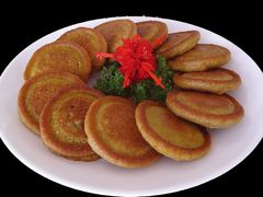 -三江源美食城