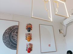 -包整·丝娃娃(一览甲秀楼风景店)