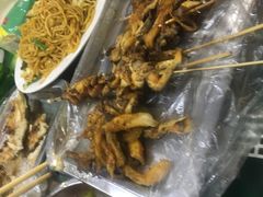 -布尔津河堤夜市