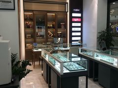 -回瑞眼镜·蔡司·依视路官方授权店(广益路万达店)