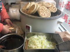 -烤鸭肉夹馍鸭汤店