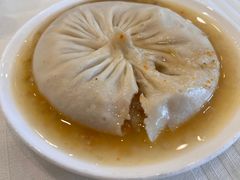 蟹黄汤包-怡园饭店-餐厅(四望亭店)