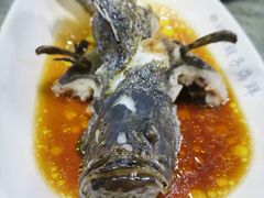 石斑鱼清蒸-四川小胡子海鲜(丁村万人海鲜广场店)