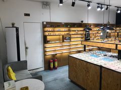 -罗伯特眼镜·蔡司官方授权(罗湖国贸店)