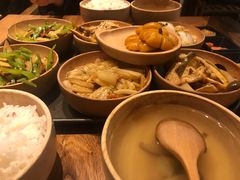 -一两饭川味素食餐厅