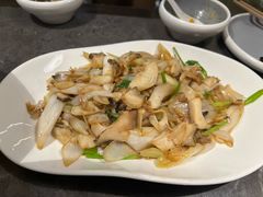 -五谷丰登农家院·地道胶东菜·海鲜烧烤(威海店)