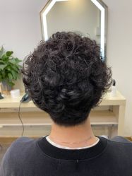 -悦·臻时美发沙龙