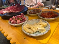 -犟牛家·榴莲烤肉(五棵松店)