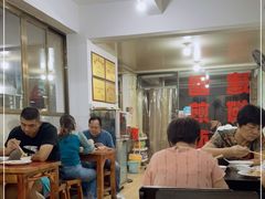 -建国蚵煎蚵面