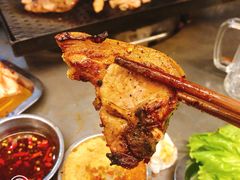 小猪肉-胡四哥特色火盆烧烤(总店)