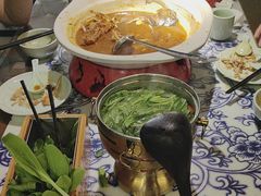 -卢大鲜鱼头捞饭(美利广场店)