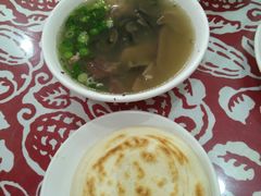 -秦香陕西食府(华贸天地店)