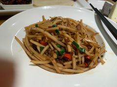 茶油酸菜炒藕丝-九毛九西北菜(大东海店)