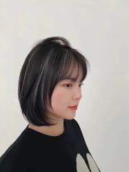 -十六番发型师事务所