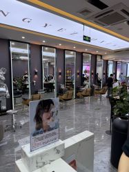 -藤野造型烫染·漂发