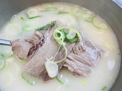 牛肉雪浓汤-神仙雪浓汤(明洞店)